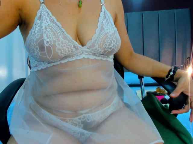 moxa-hot webcam