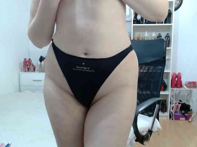 MisstressSabi webcam