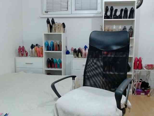 MisstressSabi webcam