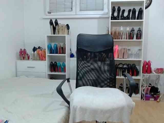 MisstressSabi webcam