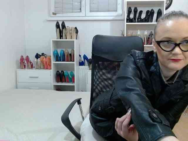 MisstressSabi webcam