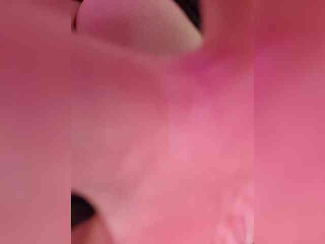 _ElaIzzza webcam