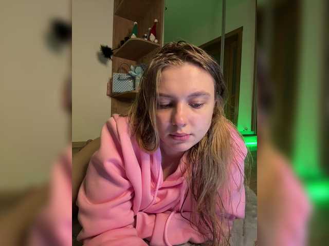 Gratis Live Sexcam mit Jucielussie Jucielussie