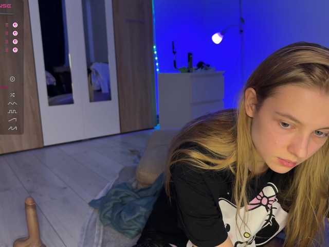 jucieLussie webcam