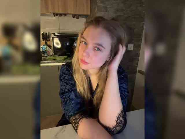 jucieLussie webcam