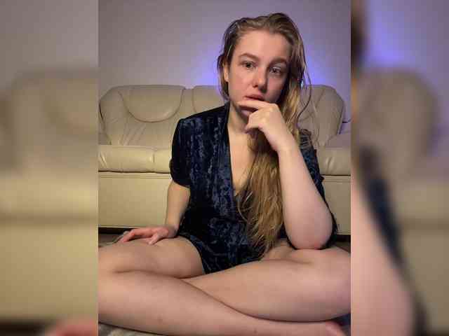 jucieLussie webcam