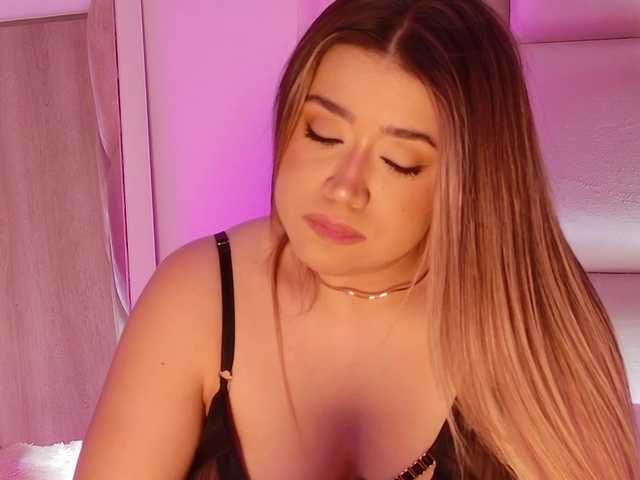 Kassia-Rogers webcam