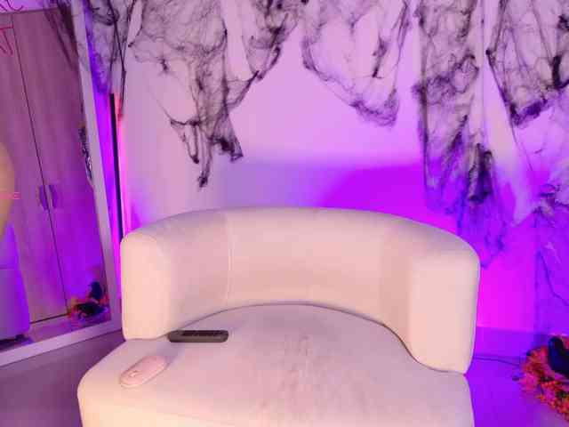 Kassia-Rogers webcam