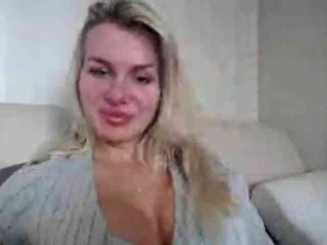 Cornelia22hot webcam