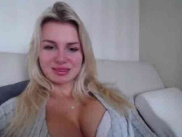 Cornelia22hot webcam
