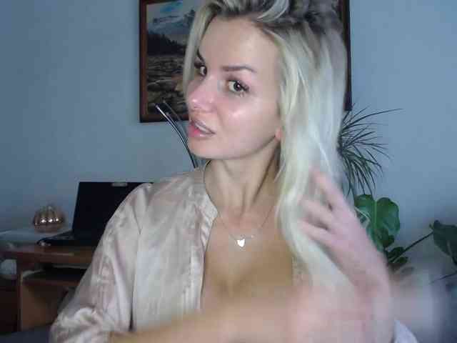 Cornelia22hot webcam