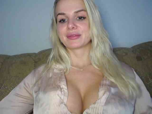 Cornelia22hot webcam
