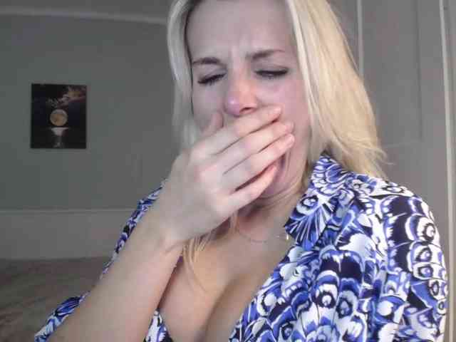 Cornelia22hot webcam