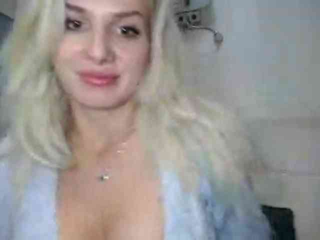 Cornelia22hot webcam