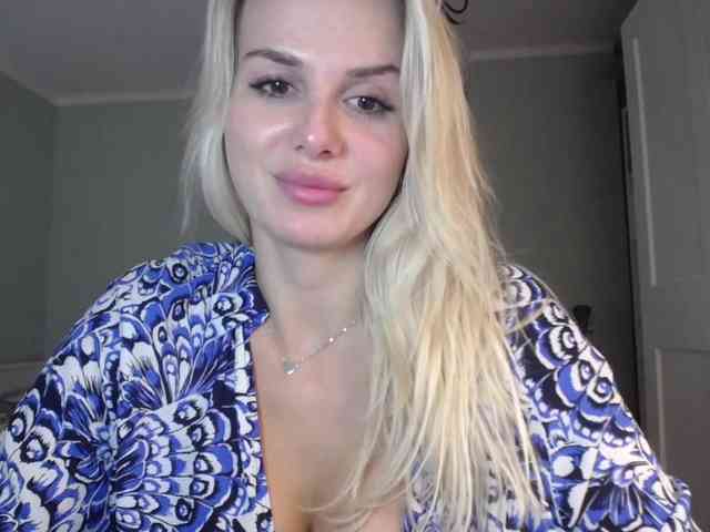 Cornelia22hot webcam