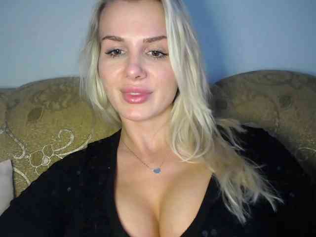 Cornelia22hot webcam