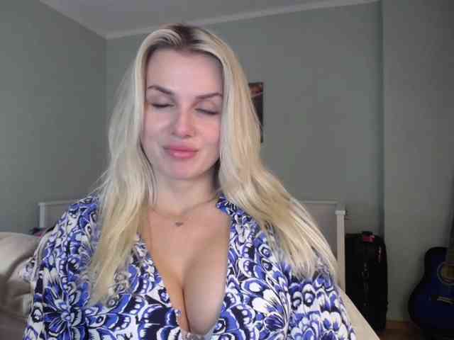 Cornelia22hot webcam
