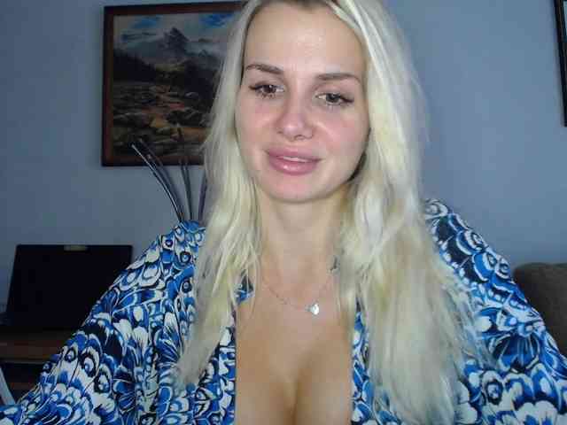 Cornelia22hot webcam