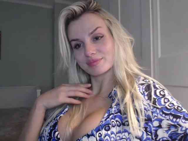 Cornelia22hot webcam