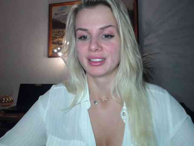 Cornelia22hot webcam