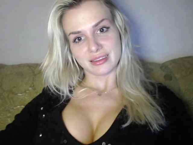 Cornelia22hot webcam