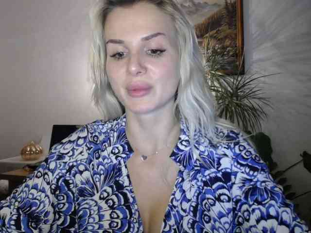 Cornelia22hot webcam