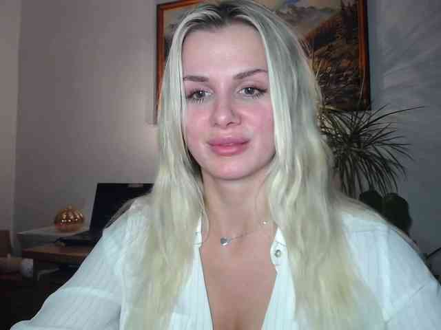 Cornelia22hot webcam