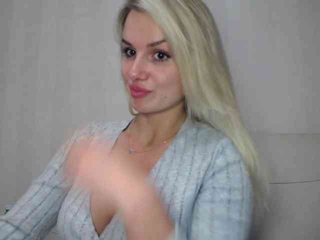 Cornelia22hot webcam