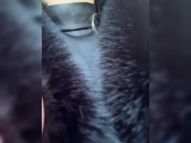 Entrez le videochat erotique avec le
modèle _Lasker_ _Lasker_