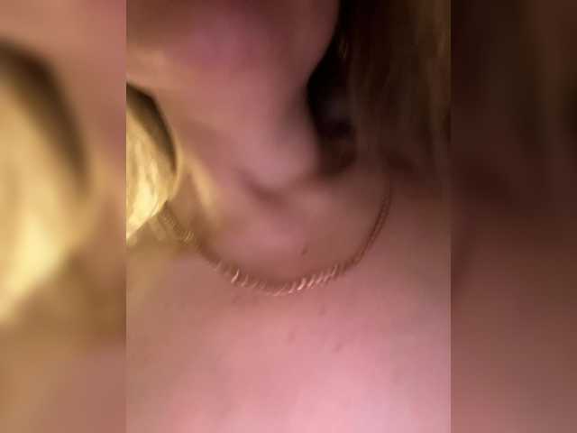 Entrez le videochat erotique avec le
modèle _Lasker_ _Lasker_