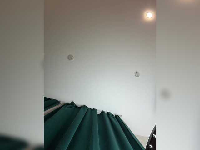 Entrez le videochat erotique avec le
modèle Ellidi Ellidi