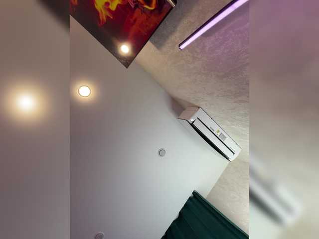 Vai a chattare su Ellidi Ellidi