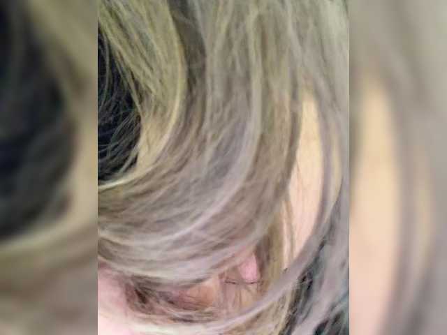 Idź na czacie Ellidi Ellidi