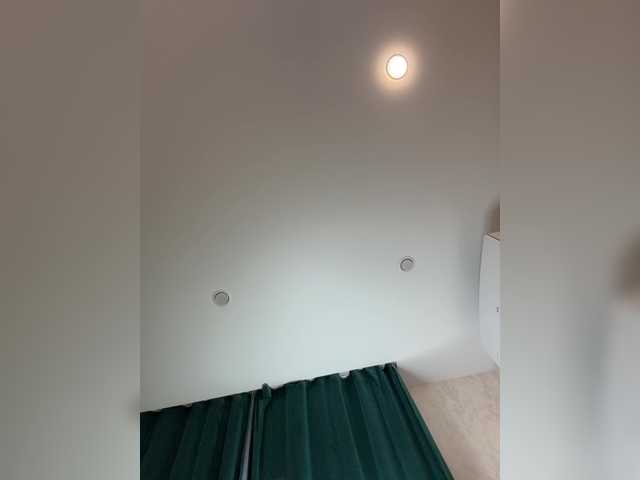 Gratis Live Sexcam mit Ellidi Ellidi