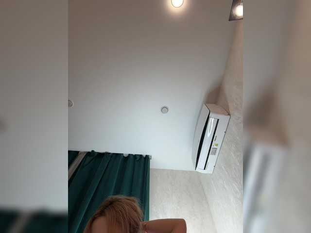 Entrez le videochat erotique avec le
modèle Ellidi Ellidi