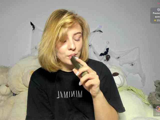 KissyKristy webcam
