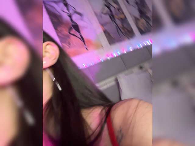 Gratis Live Sexcam mit MirBezumia MirBezumia