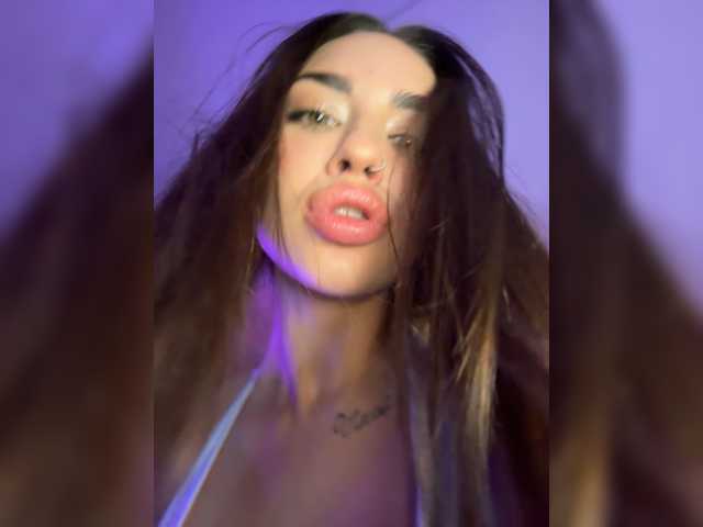 Vai a chattare su OTSOSIKA OTSOSIKA