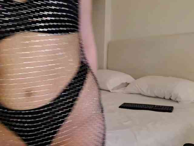 Bella_Byers webcam
