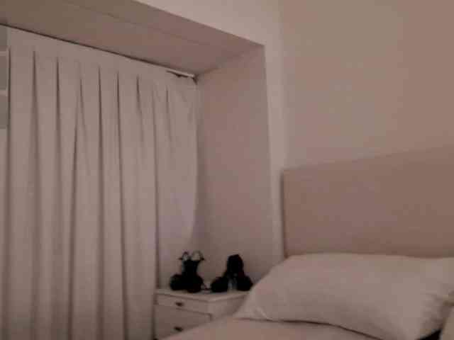 Bella_Byers webcam