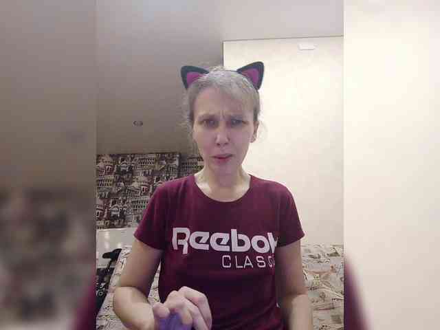 -Queen-Margo- webcam