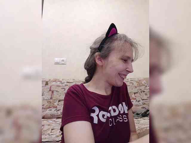 -Queen-Margo- webcam