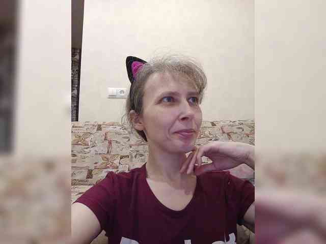 -Queen-Margo- webcam