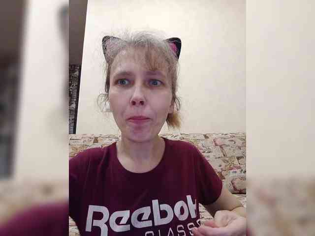 -Queen-Margo- webcam