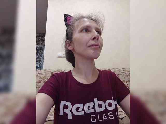 -Queen-Margo- webcam