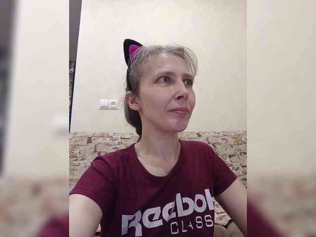 -Queen-Margo- webcam