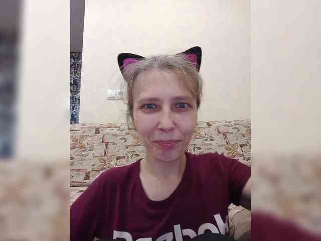 -Queen-Margo- webcam