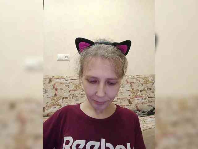 -Queen-Margo- webcam