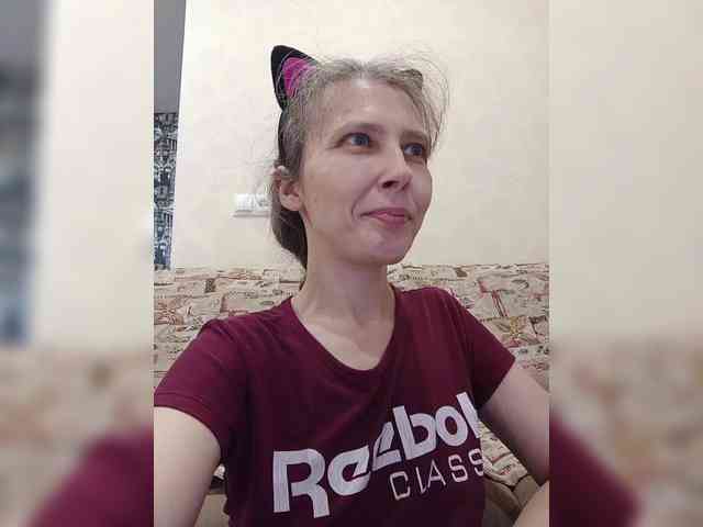 -Queen-Margo- webcam