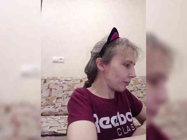 -Queen-Margo- webcam